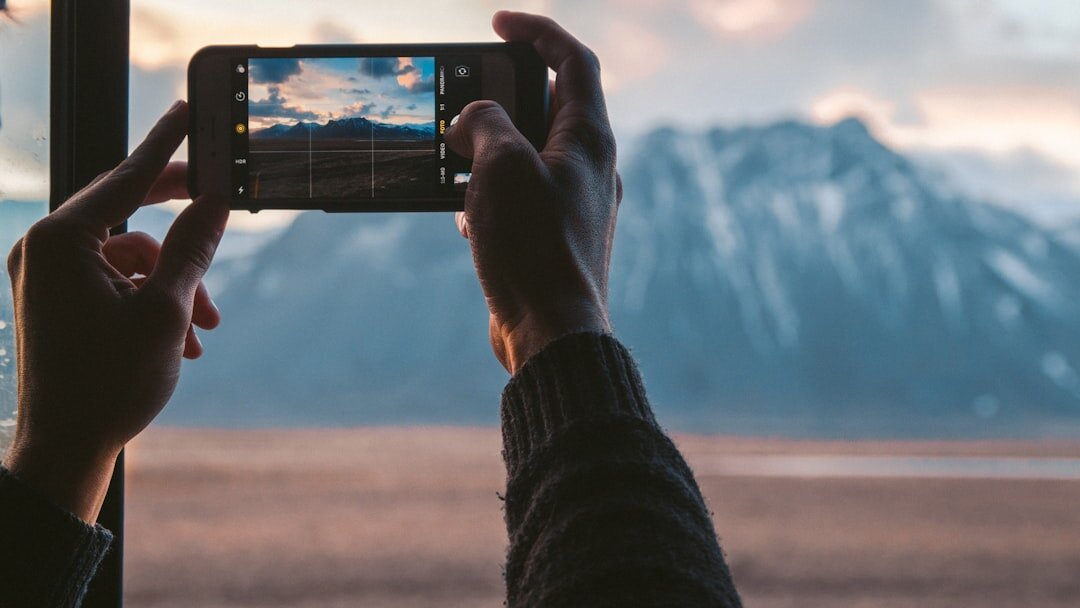 smartphone filming video